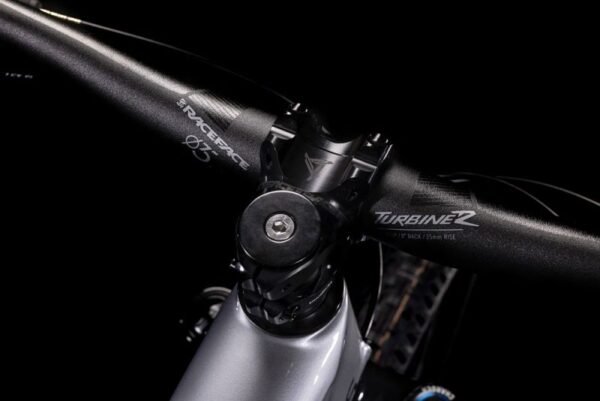 Cube Stereo 140 HPC SL 27.5 polarsilver´n´black – Bild 3